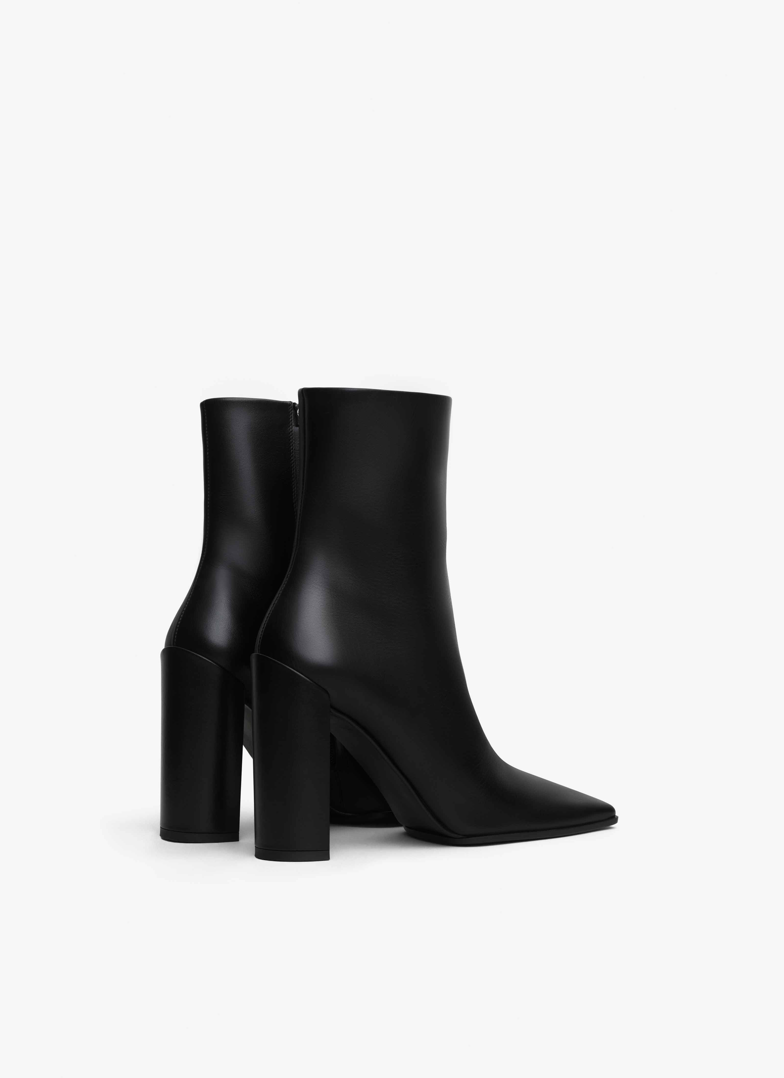 ALAIA ANKLE BOOTS 90 - BEYMEN