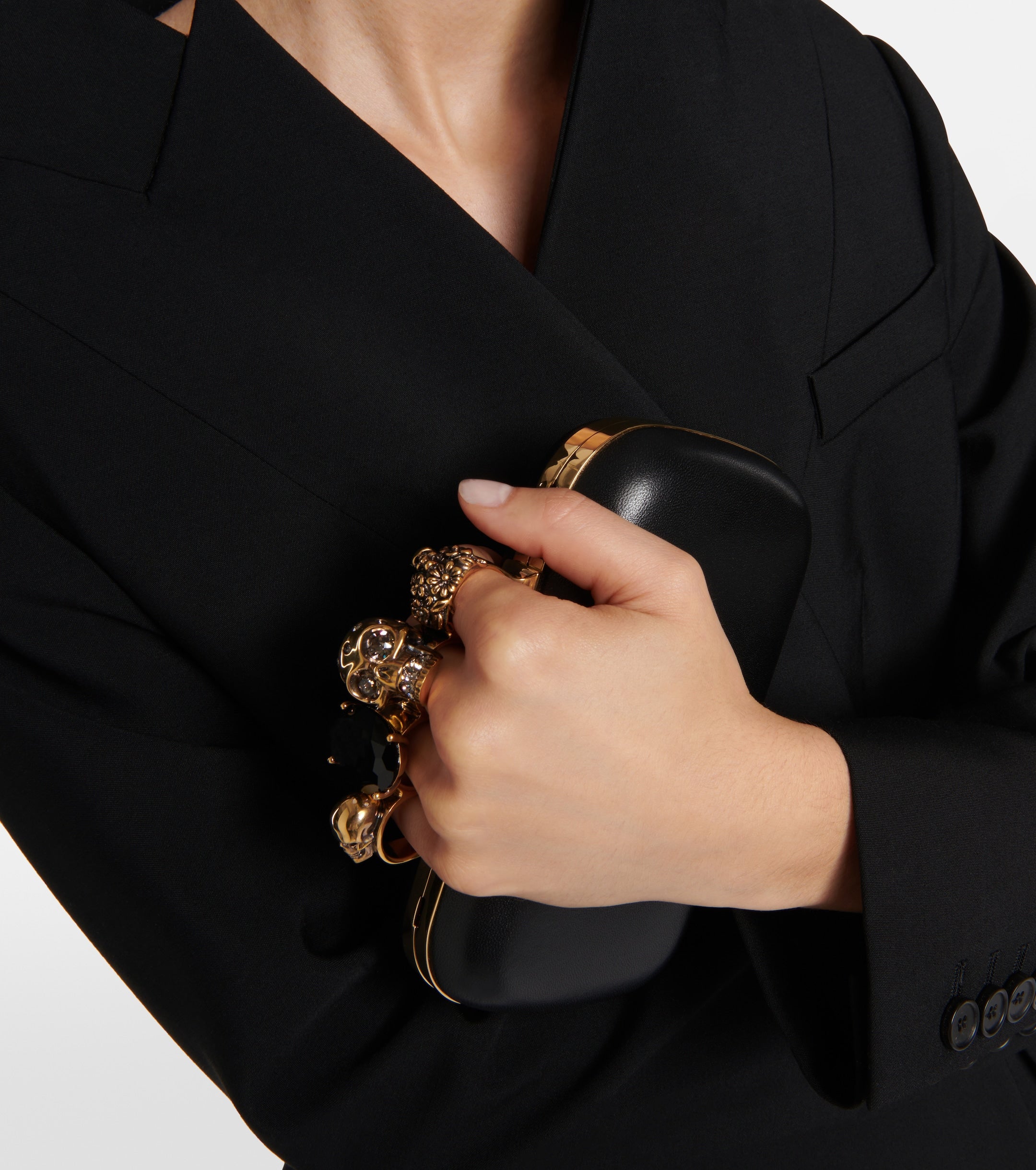 ALEXANDER MCQUEEN KNUCKLE CLUTCH BAG - BEYMEN