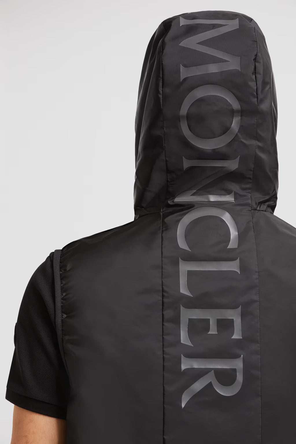 MONCLER MORETAN VEST - BEYMEN