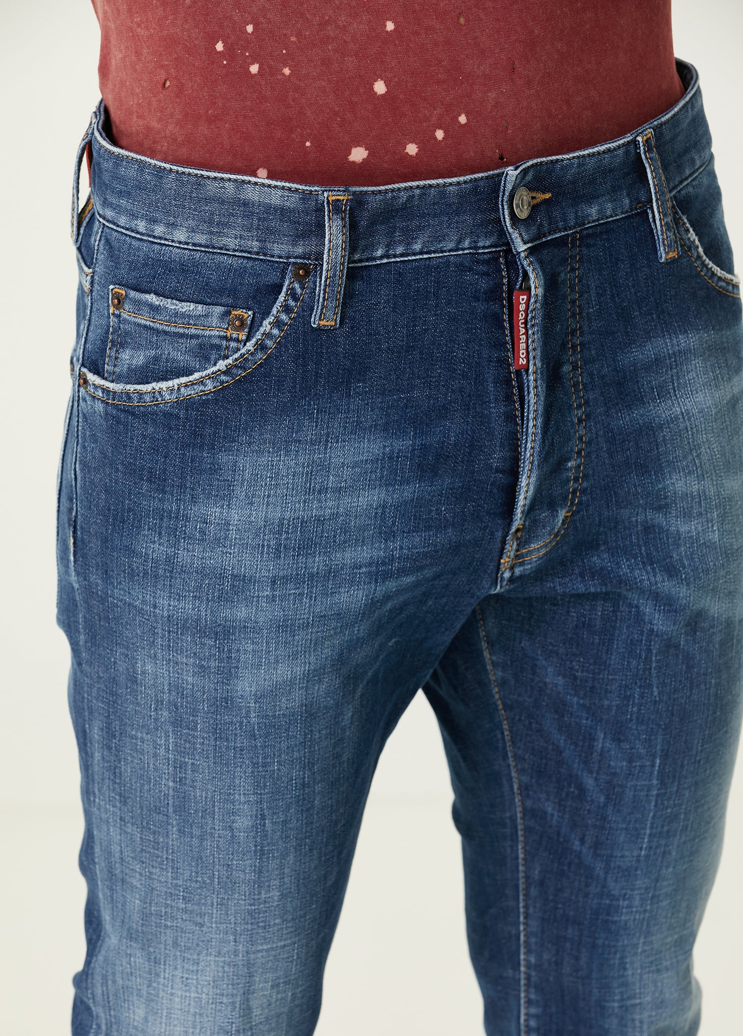 DSQUARED2 COOL GUY JEAN