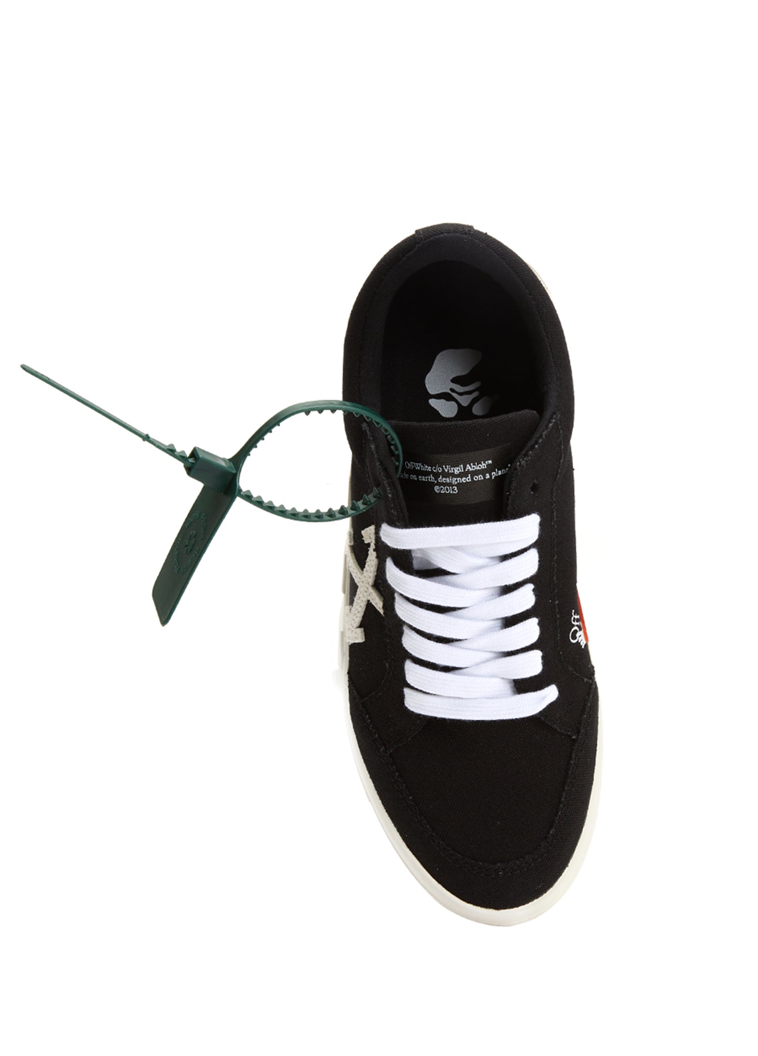 OFF-WHITE COURT