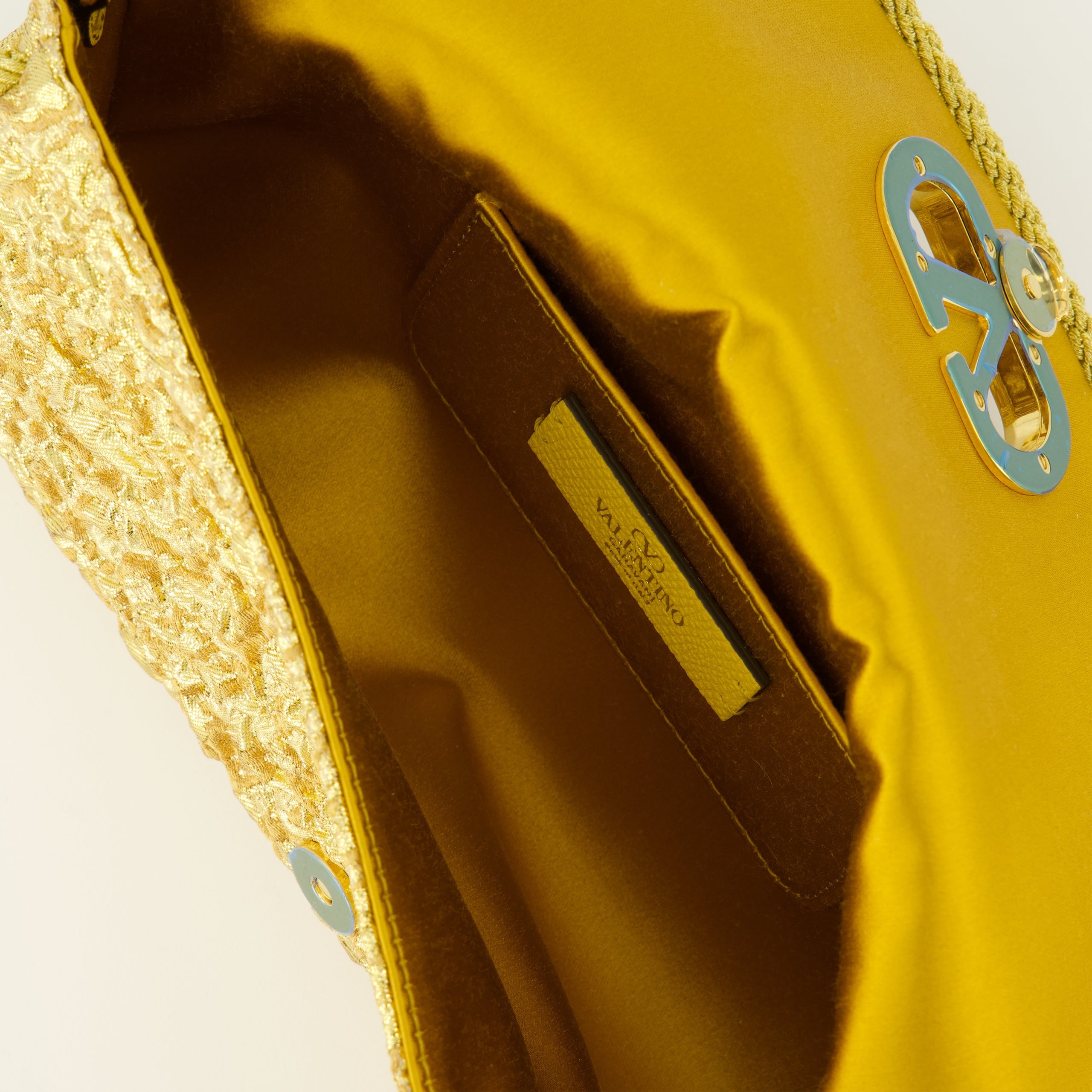 VALENTINO GARAVANI CLUTCH VAIN SOFT - BEYMEN