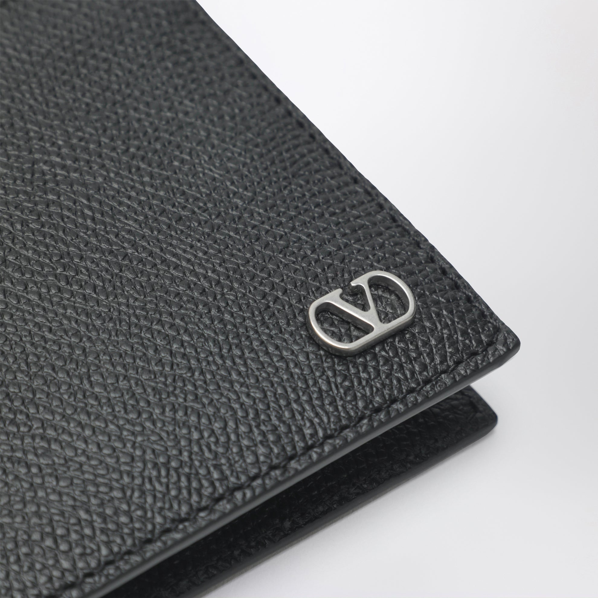 VALENTINO GARAVANI BIFOLD WALLET - BEYMEN