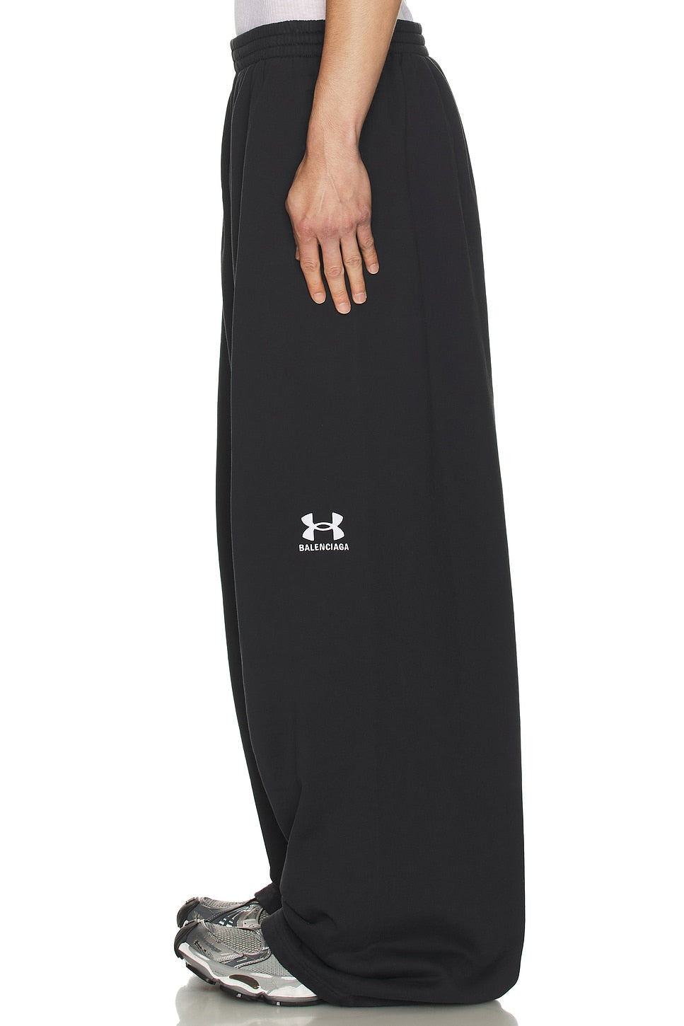 BALENCIAGA BAGGY SWEATPANTS - BEYMEN