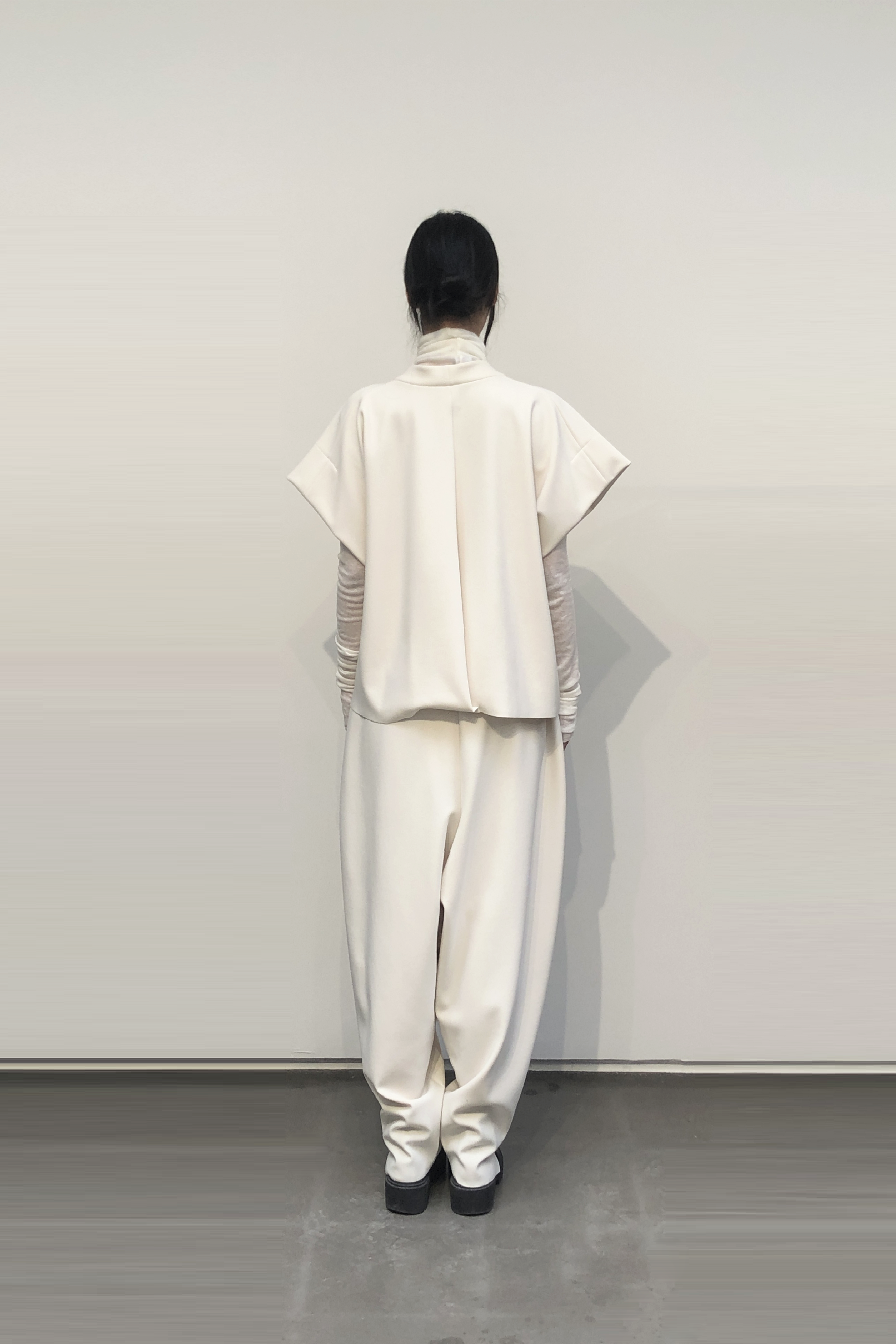 GAZE DE LIN ONE COLLAR VEST
