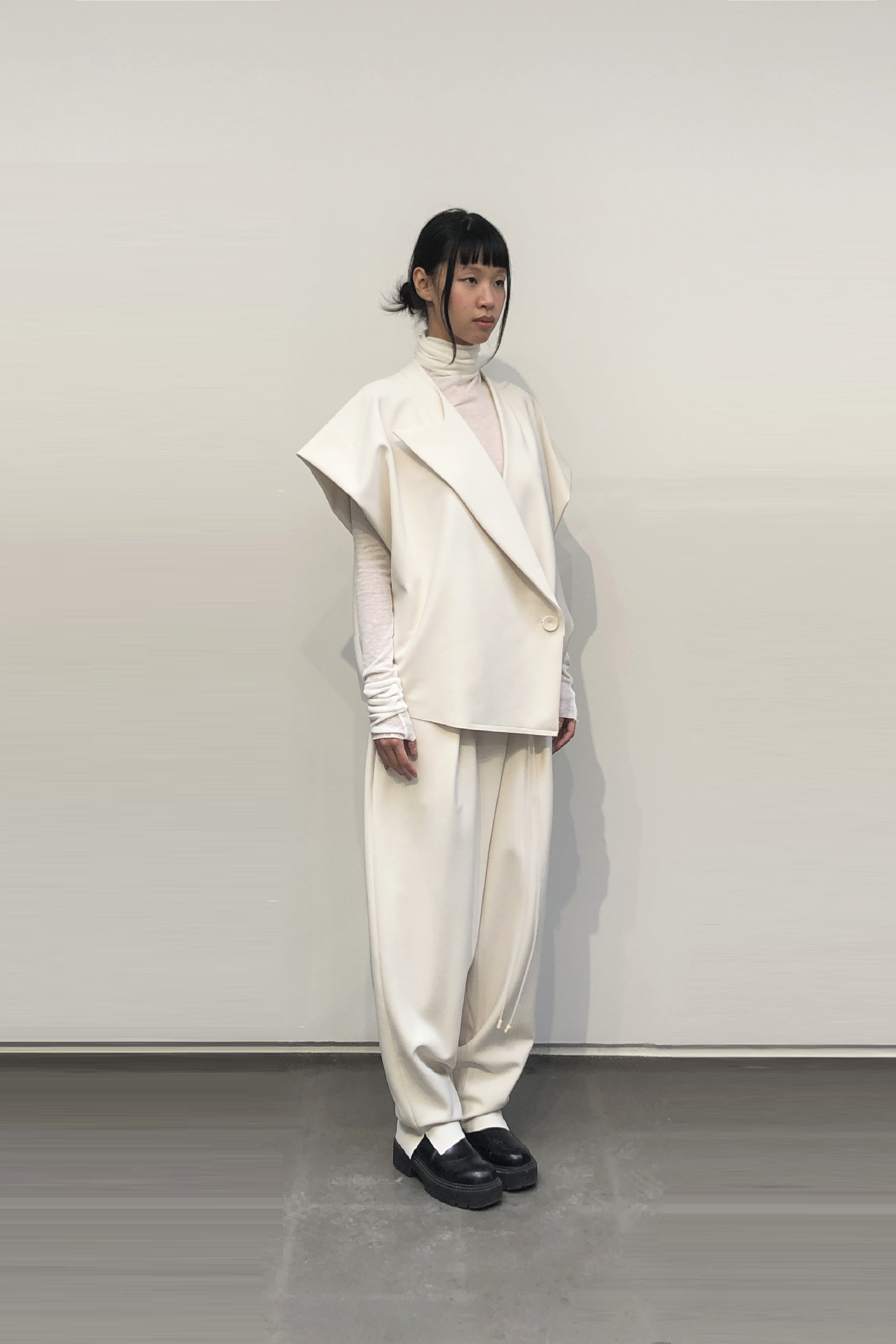 GAZE DE LIN ONE COLLAR VEST