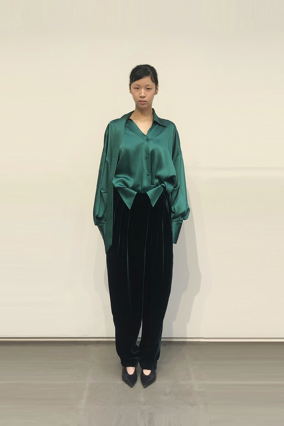 GAZE DE LIN TUCK PANTS WITH MIXED