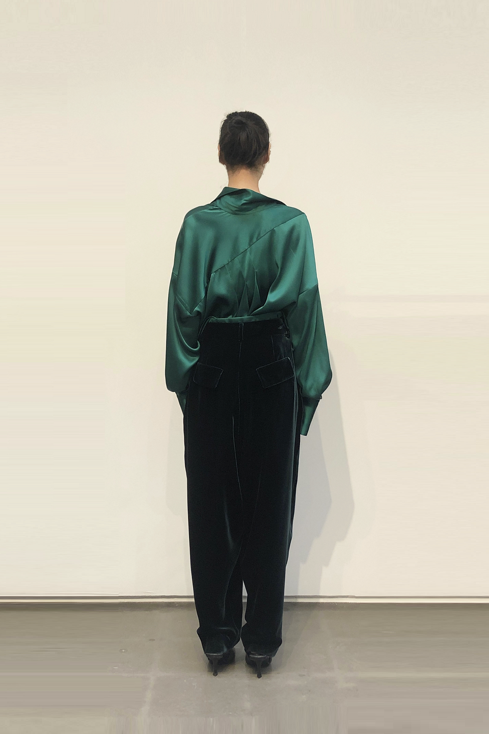 GAZE DE LIN TUCK PANTS WITH MIXED