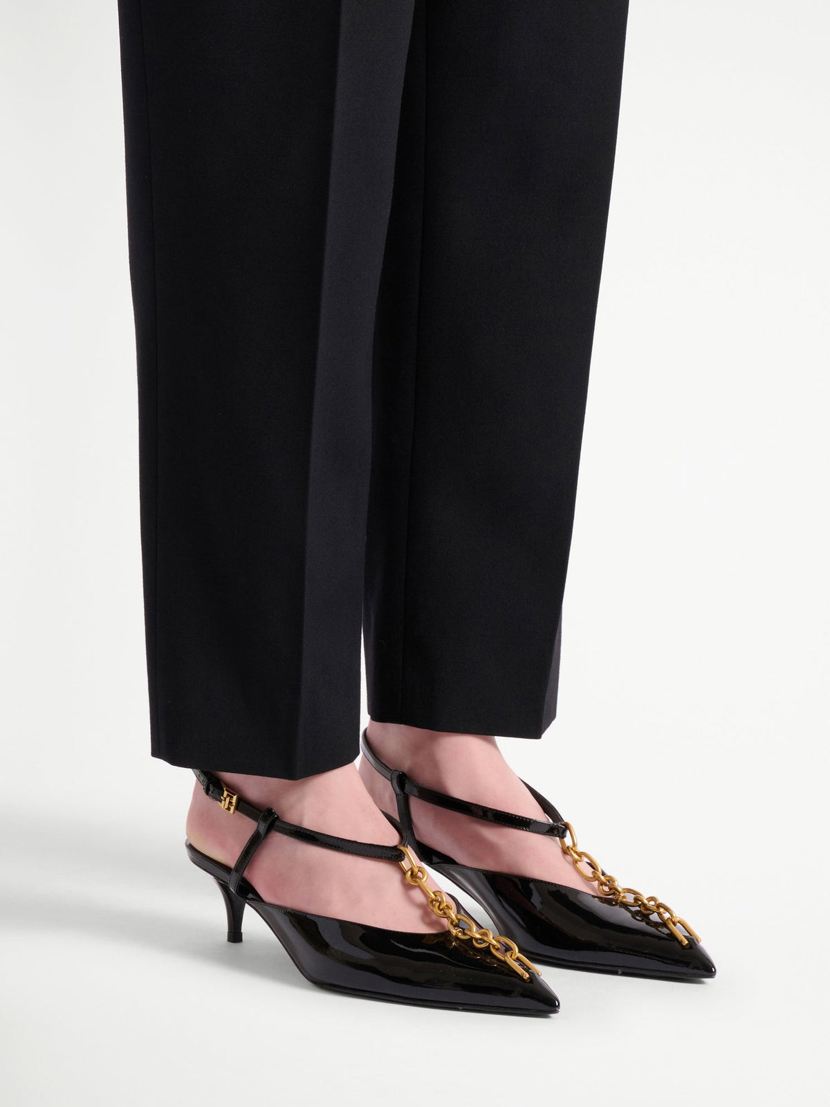 BALMAIN KITTEN PUMP SYNC-PATENT LEATHER - BEYMEN