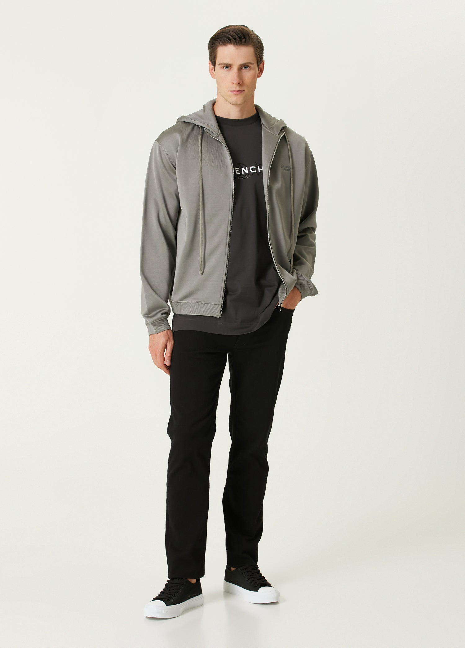 GIVENCHY T-SHIRT