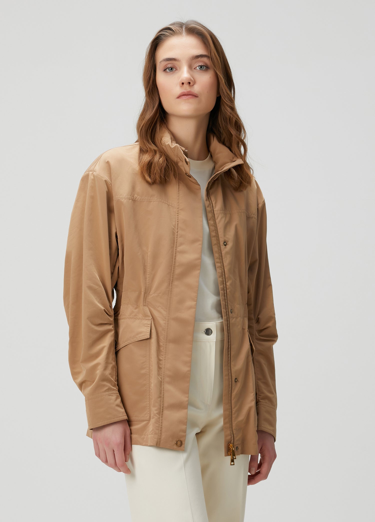MONCLER NADES SHORT PARKA - BEYMEN