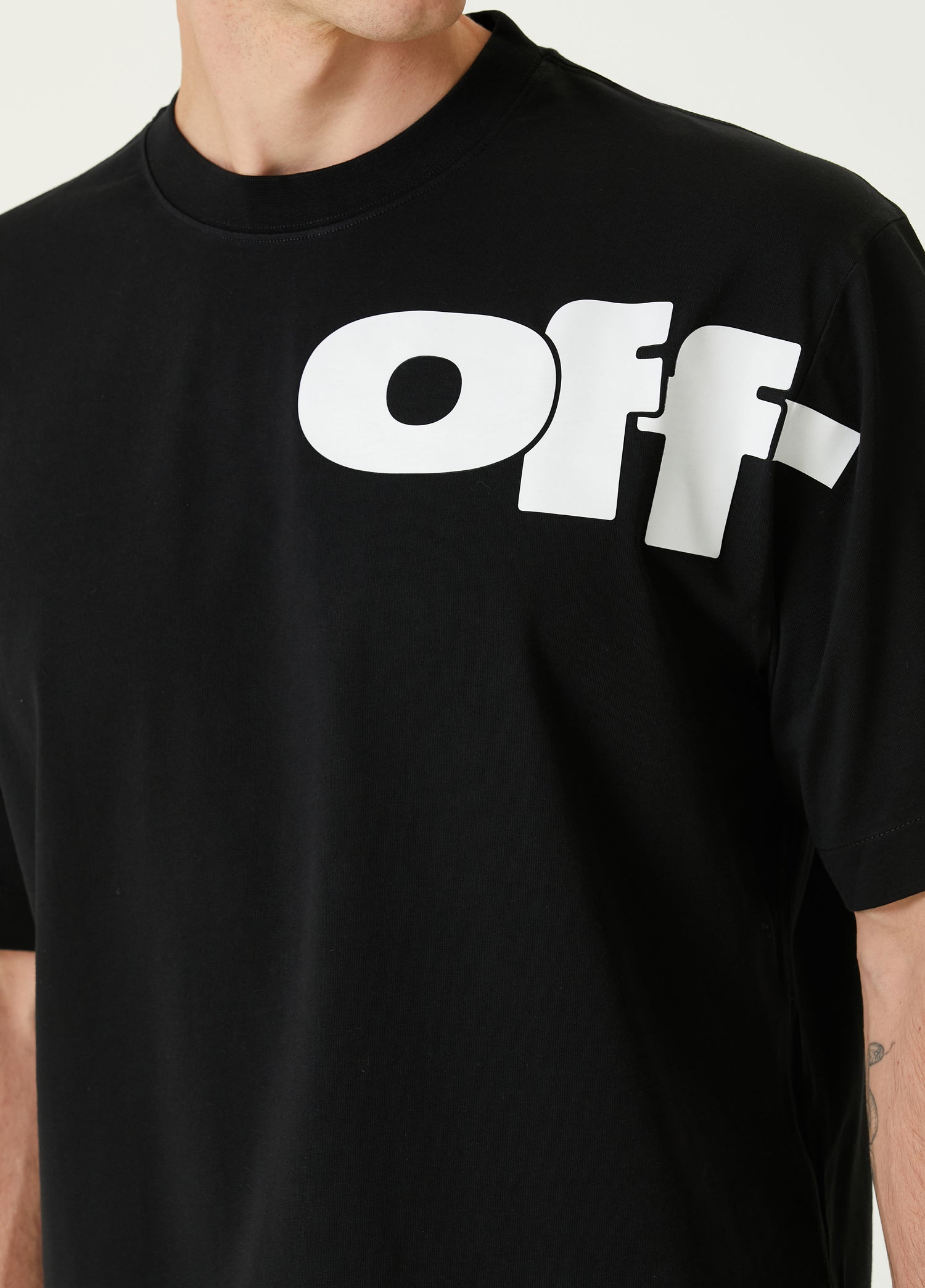 OFF-WHITE T-SHIRT