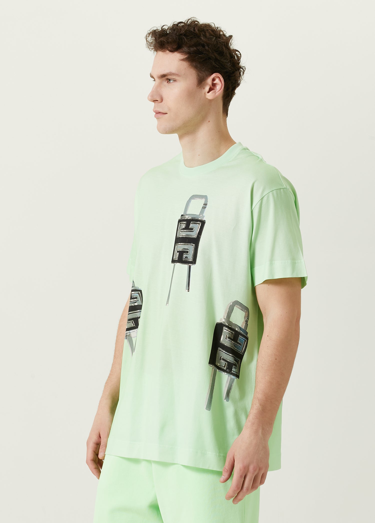 GIVENCHY T-SHIRT