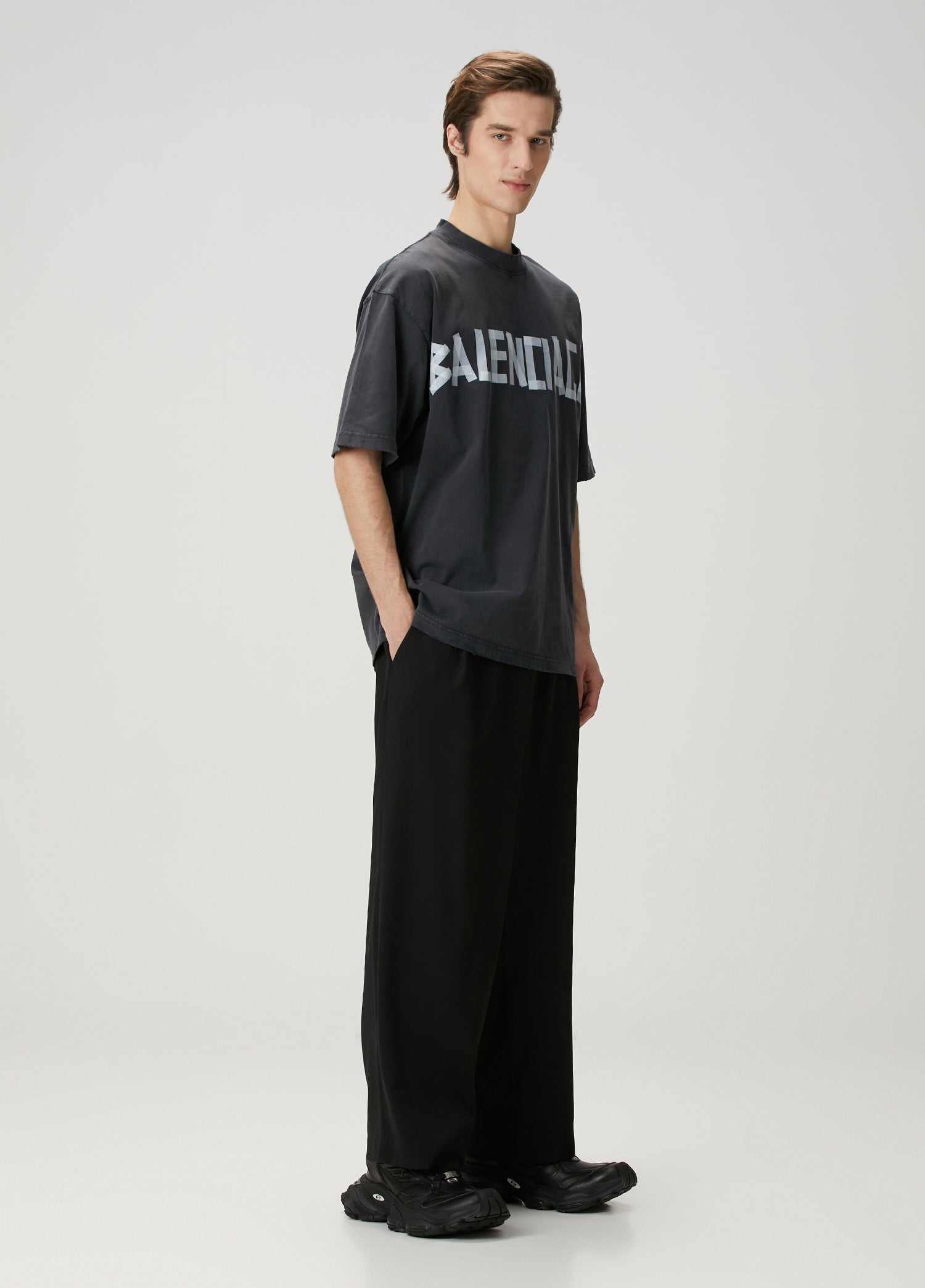 BALENCIAGA MEDIUM FIT T-SHIRT