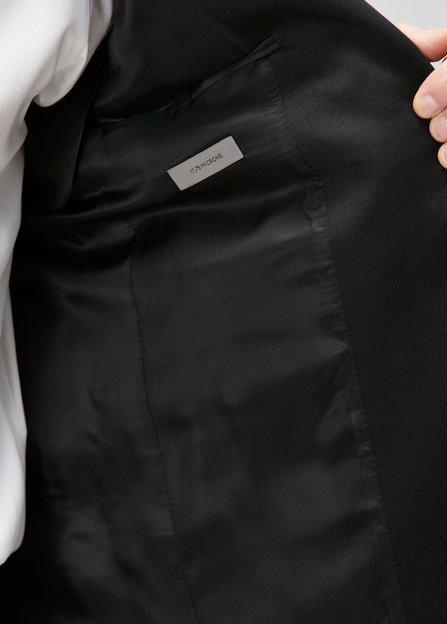 CORNELIANI SUIT - BEYMEN