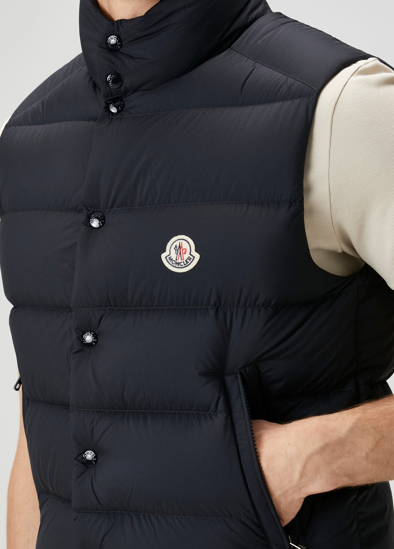 MONCLER TIBB VEST - BEYMEN